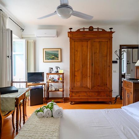 Hotel La Vignaredda - Residenza Di Charme à Aggius Extérieur photo