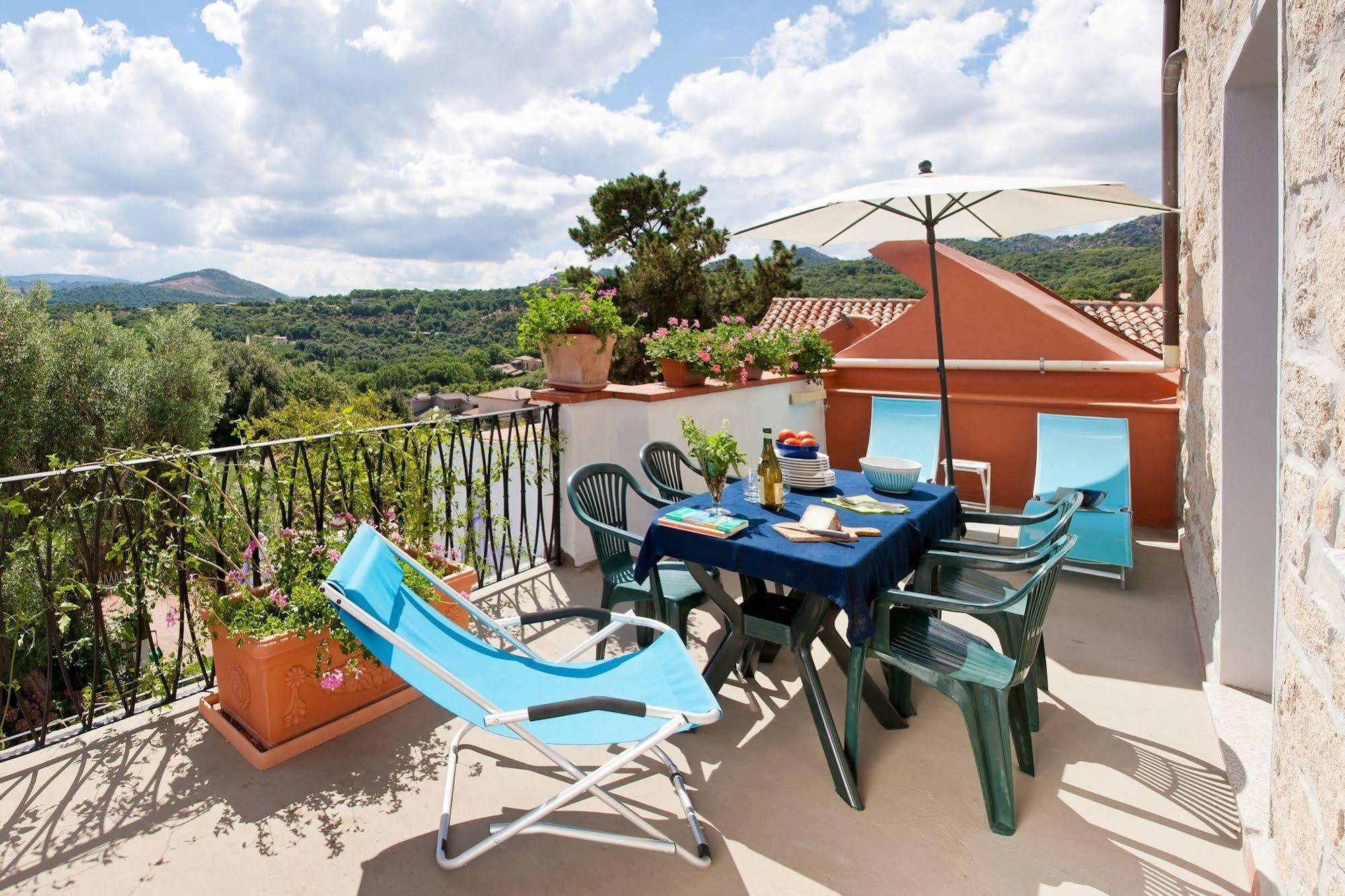 Hotel La Vignaredda - Residenza Di Charme à Aggius Extérieur photo