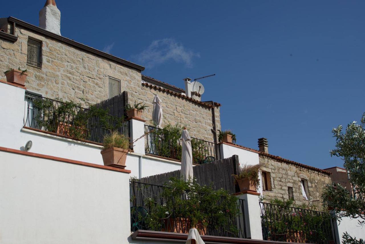 Hotel La Vignaredda - Residenza Di Charme à Aggius Extérieur photo